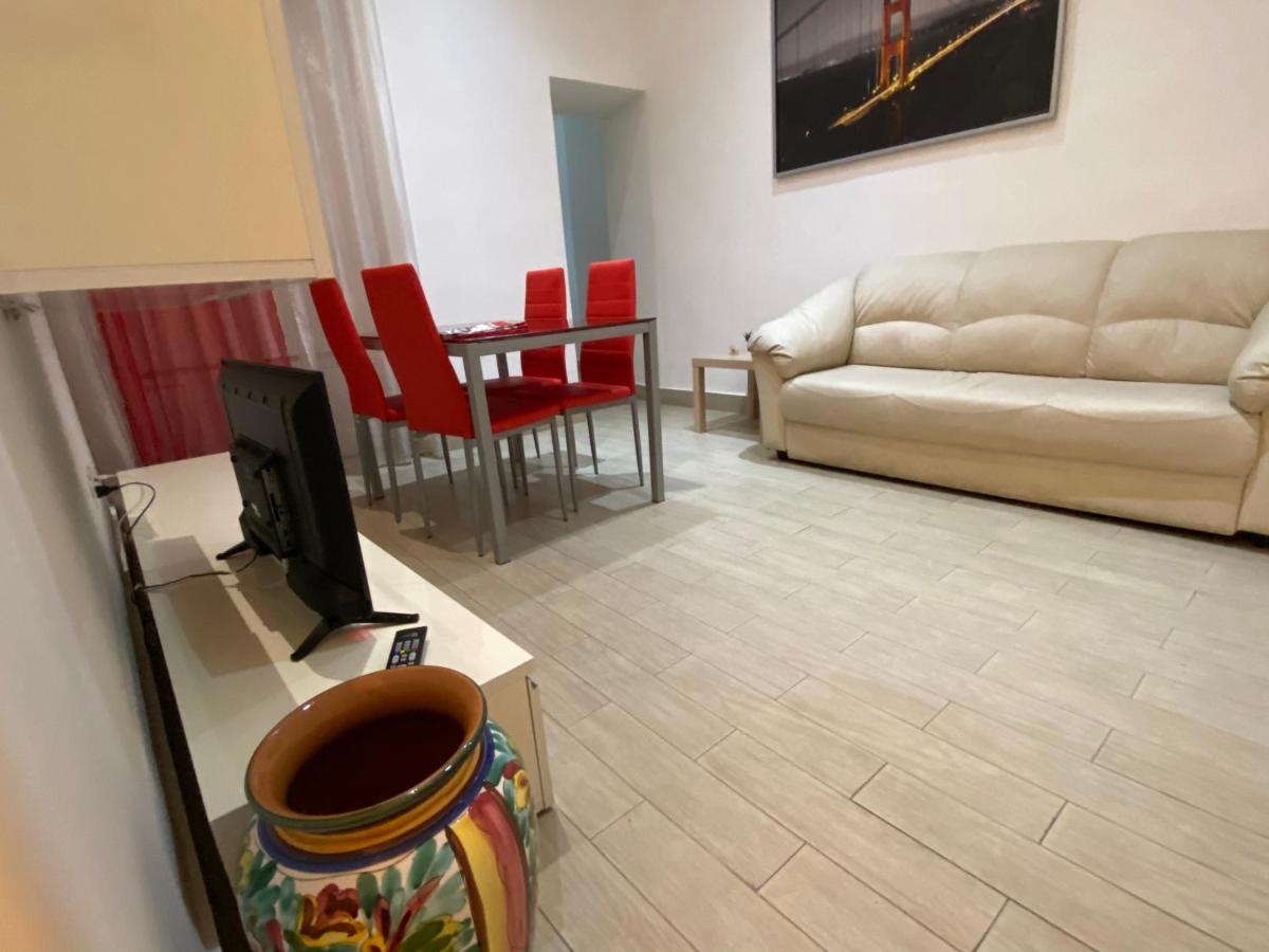 Casa Vacanza La Collegiata Catania-Fontanarossai nemzetközi repülőtér Kültér fotó